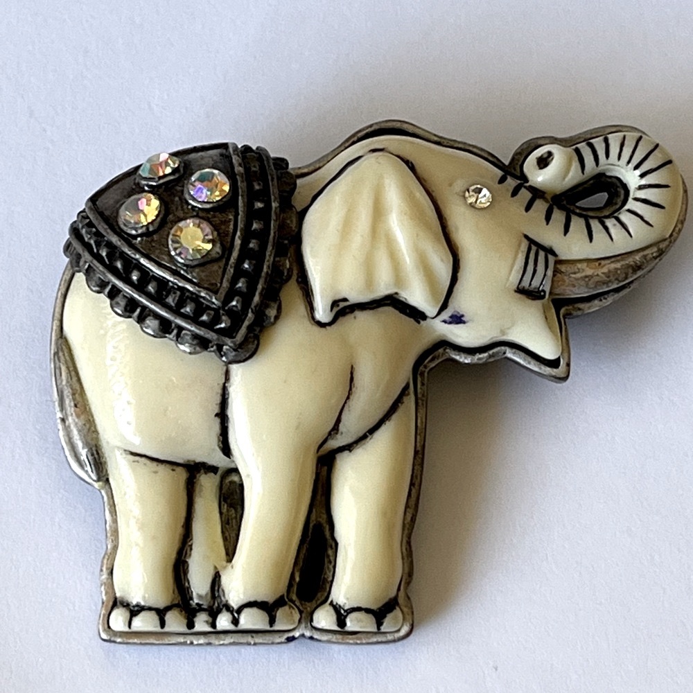 Elephant ~ Good Luck 🍀